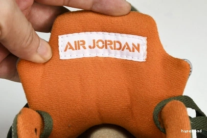 Hyperoad 5 “Olive” Jordan Air 1021